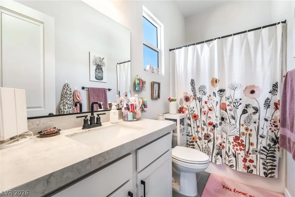 808 Klamath Springs, Henderson, NV 89011