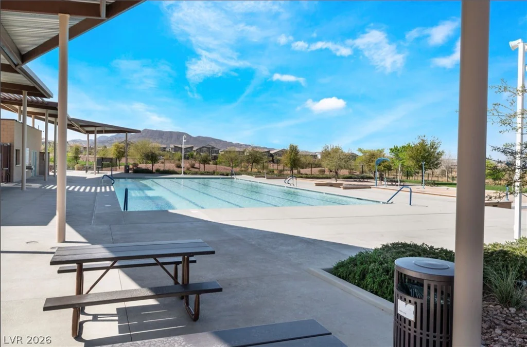 808 Klamath Springs, Henderson, NV 89011