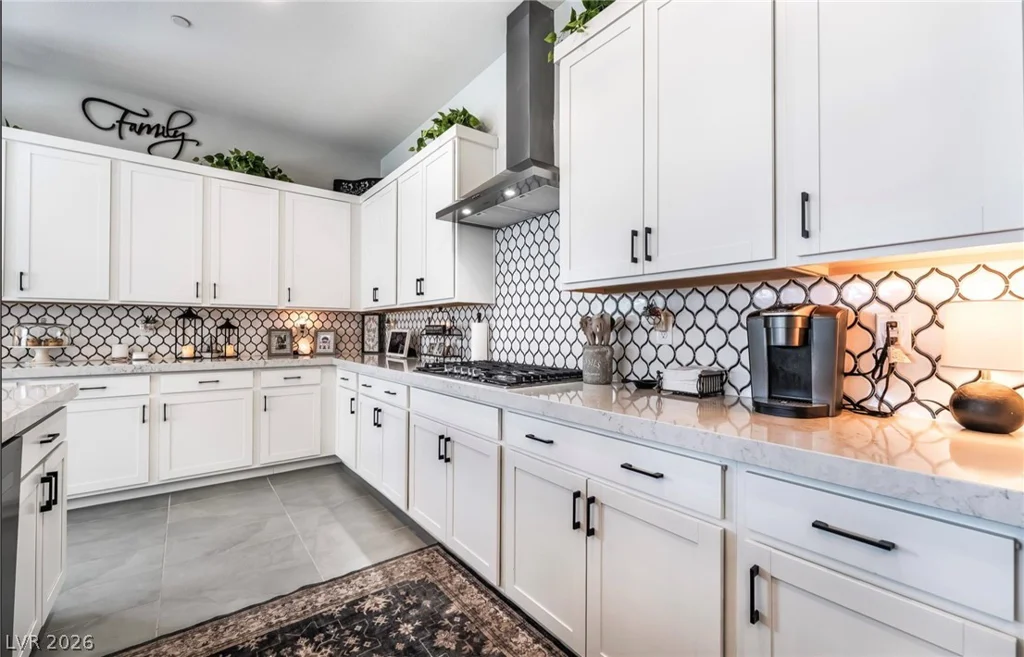 808 Klamath Springs, Henderson, NV 89011