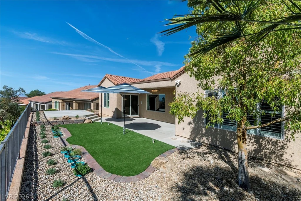 2123 Sandstone Cliffs, Henderson, NV 89044