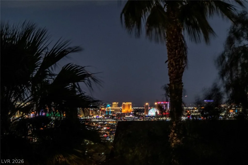 2123 Sandstone Cliffs, Henderson, NV 89044