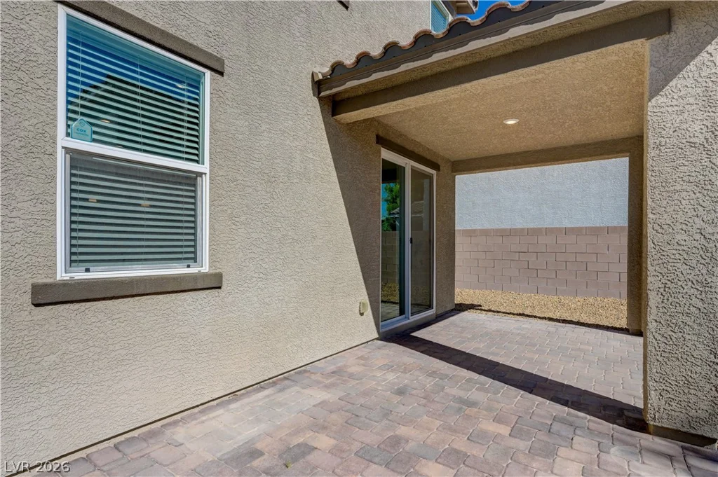 9658 Eamont River, Las Vegas, NV 89178