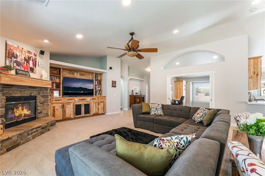 5090 Balhurst, Pahrump, NV 89061