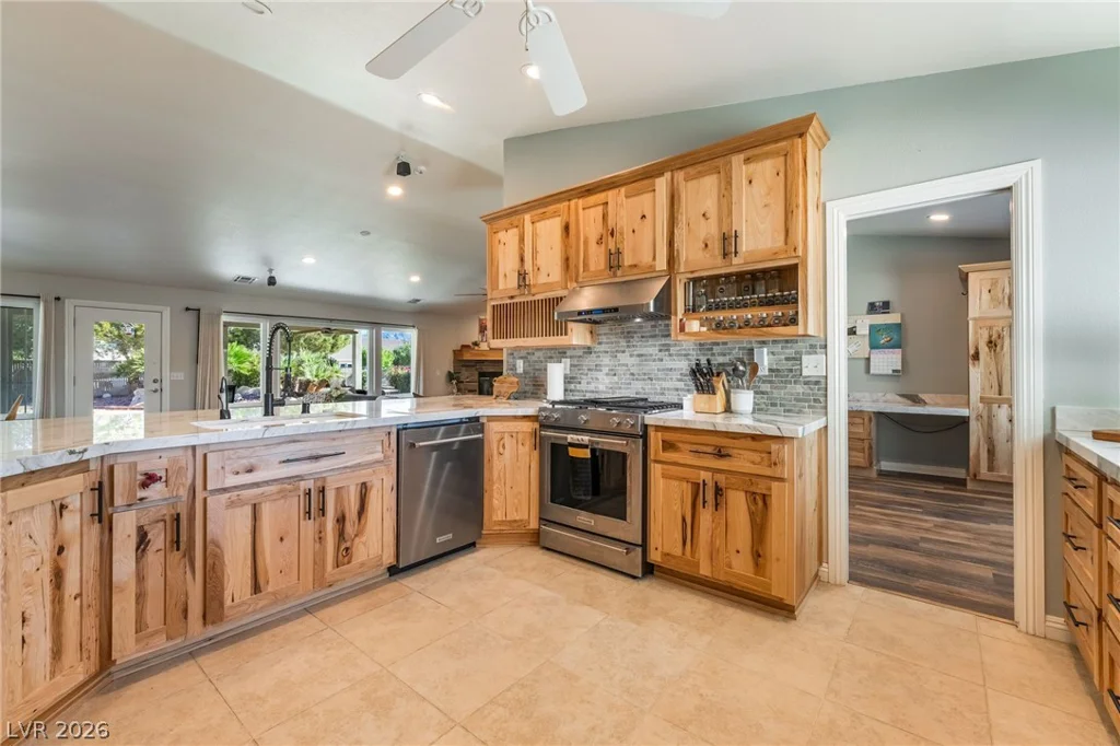 5090 Balhurst, Pahrump, NV 89061