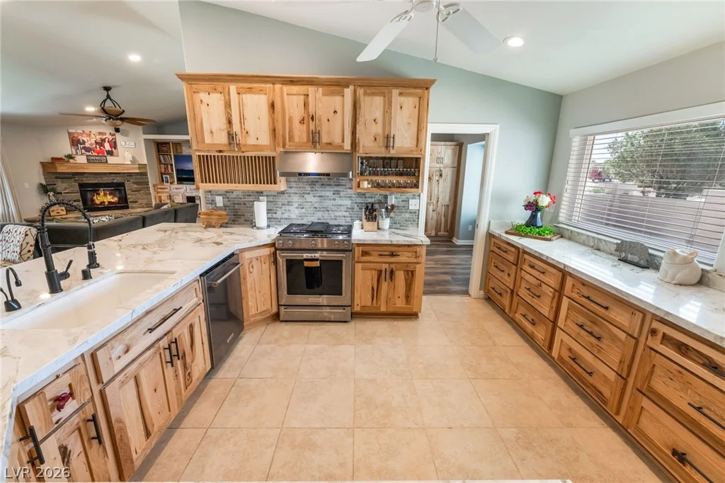 5090 Balhurst, Pahrump, NV 89061
