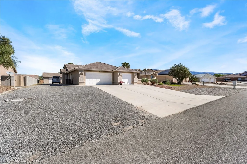 5090 Balhurst, Pahrump, NV 89061