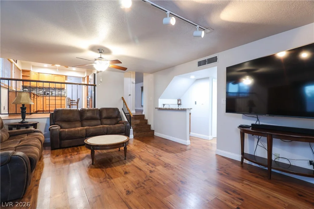 4160 Chela, Las Vegas, NV 89120