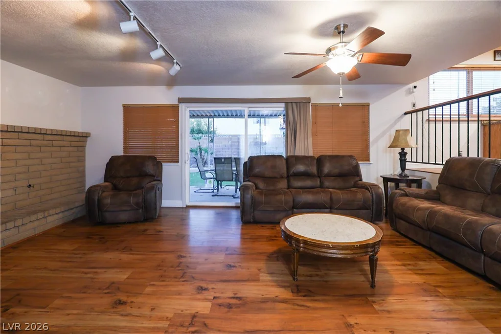 4160 Chela, Las Vegas, NV 89120