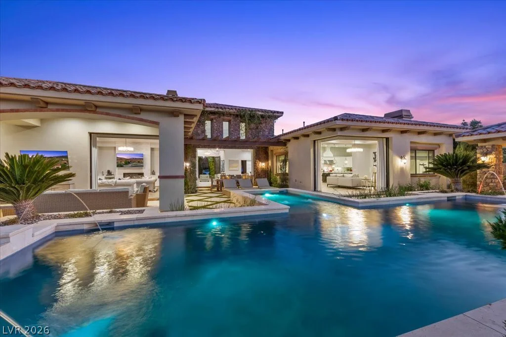 4 Cottonwood Canyon, Las Vegas, NV 89141