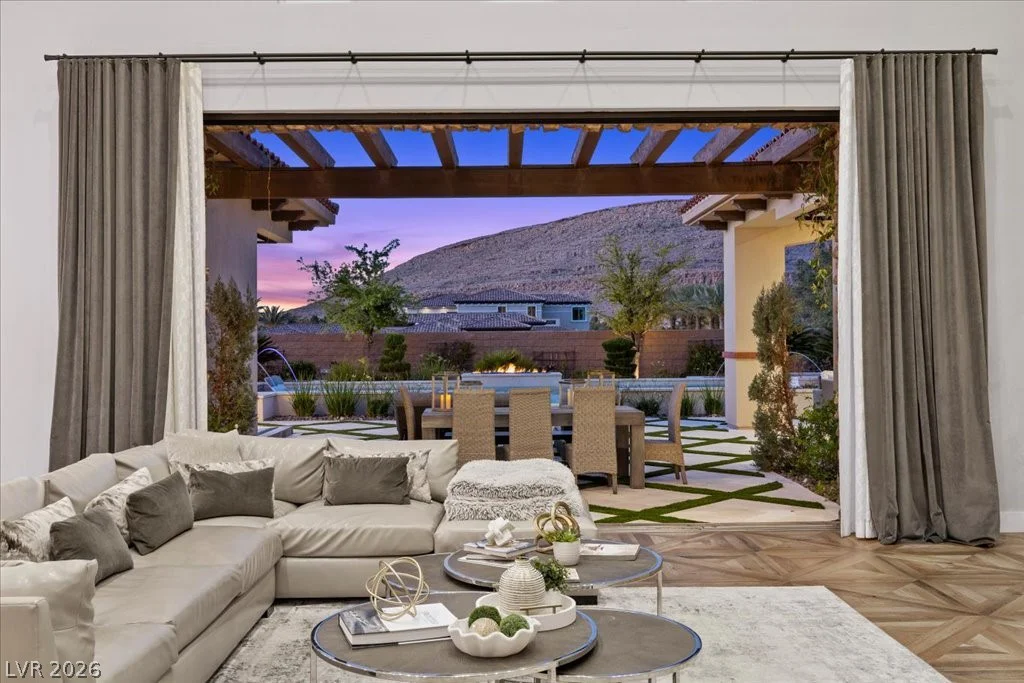 4 Cottonwood Canyon, Las Vegas, NV 89141