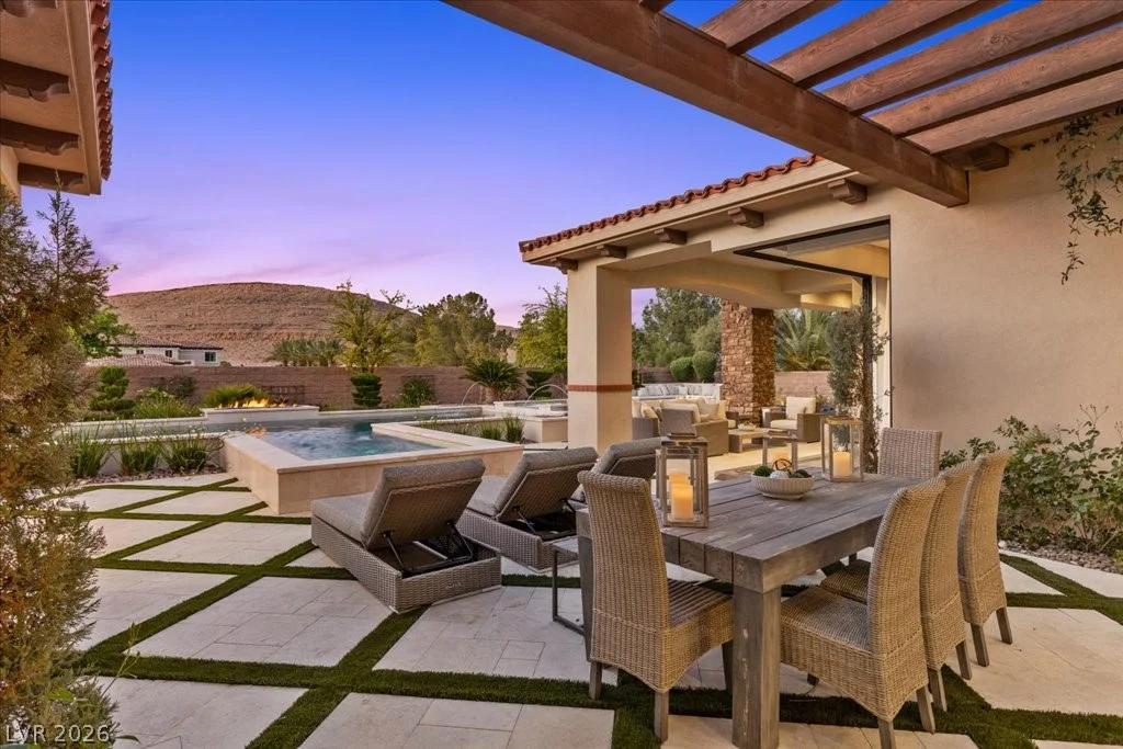 4 Cottonwood Canyon, Las Vegas, NV 89141