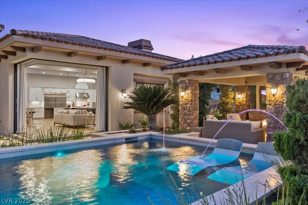 4 Cottonwood Canyon, Las Vegas, NV 89141