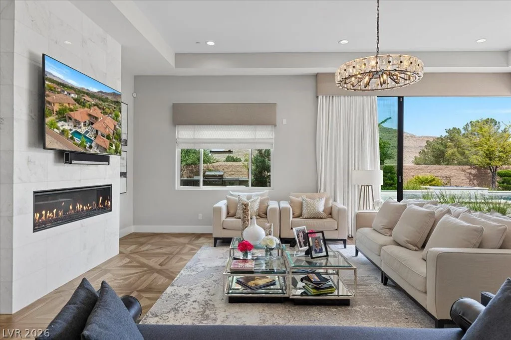 4 Cottonwood Canyon, Las Vegas, NV 89141