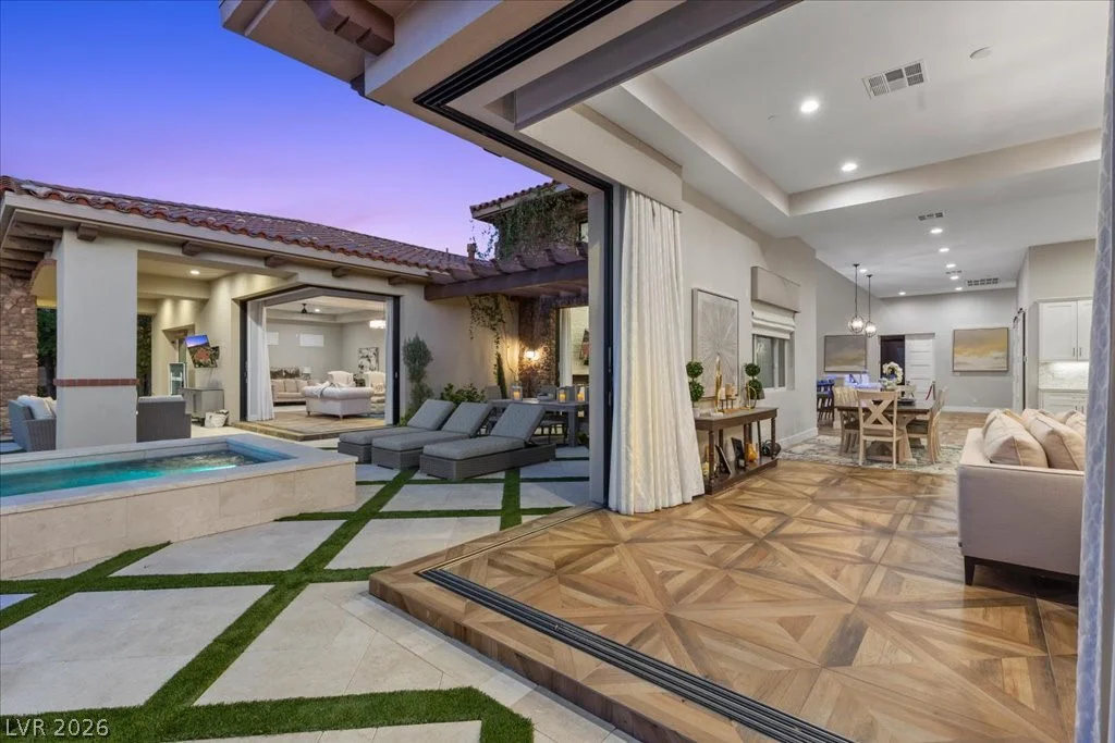 4 Cottonwood Canyon, Las Vegas, NV 89141