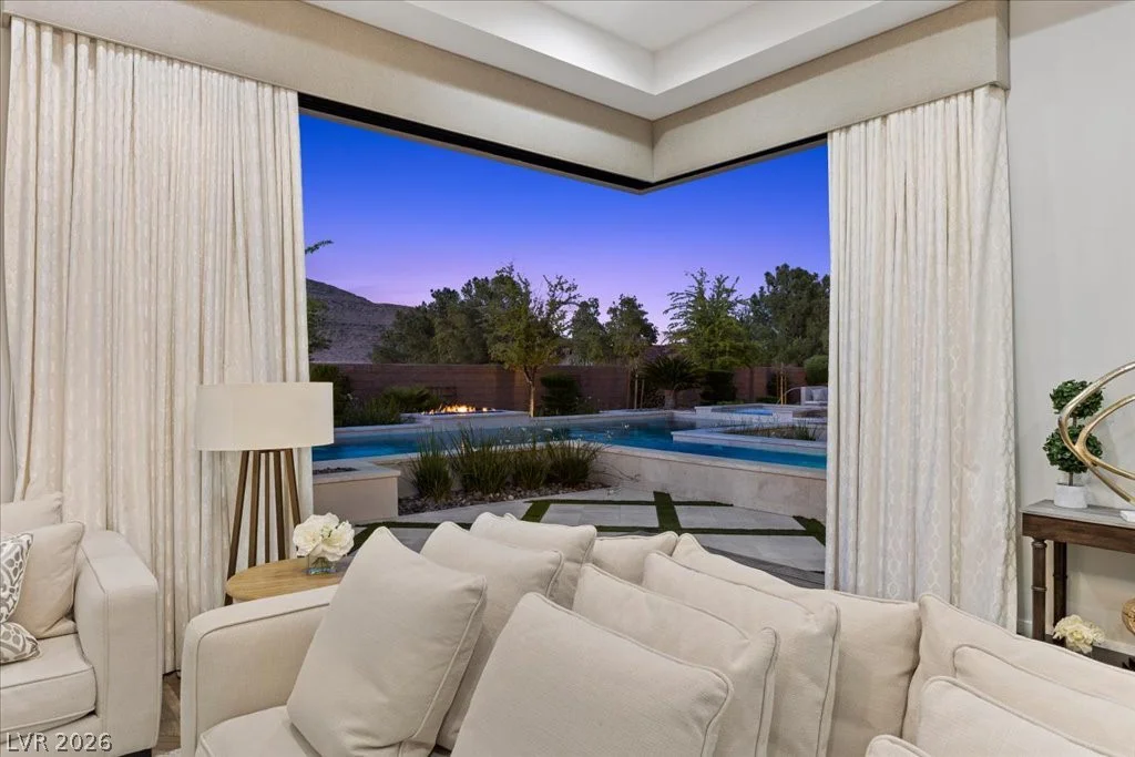 4 Cottonwood Canyon, Las Vegas, NV 89141