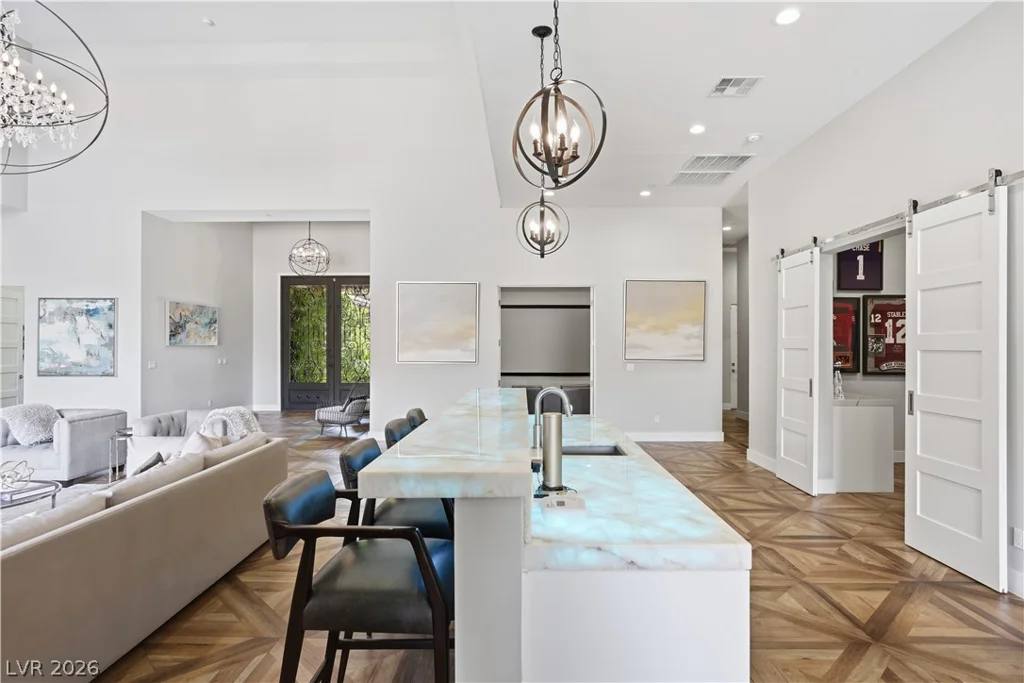 4 Cottonwood Canyon, Las Vegas, NV 89141
