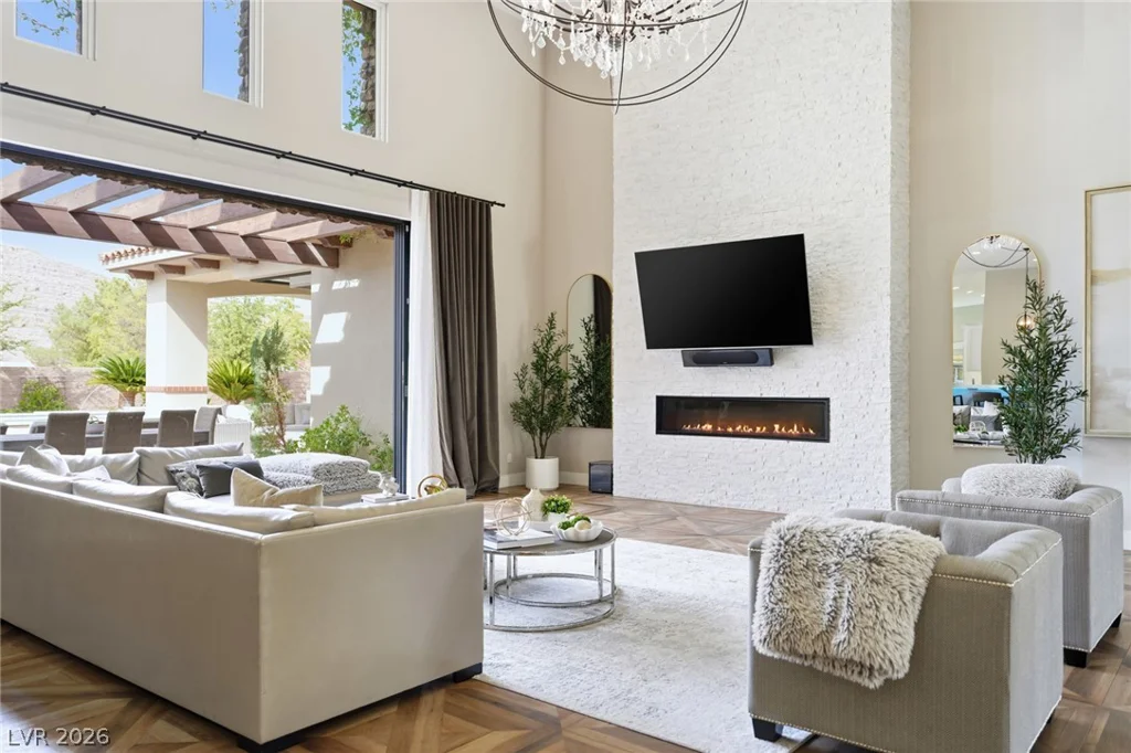 4 Cottonwood Canyon, Las Vegas, NV 89141