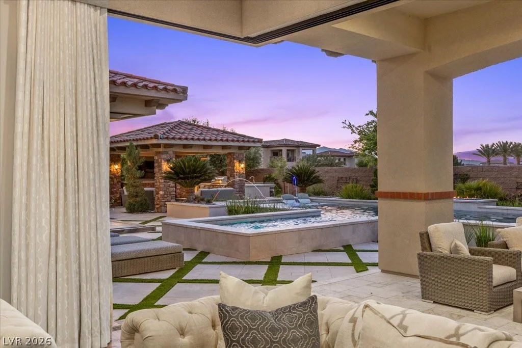 4 Cottonwood Canyon, Las Vegas, NV 89141