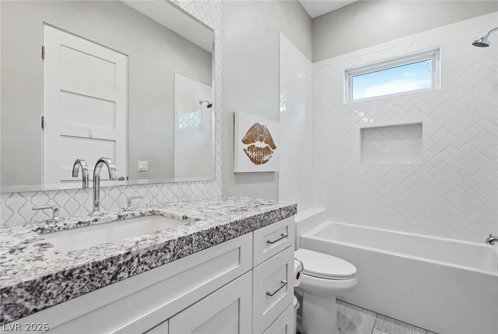 4 Cottonwood Canyon, Las Vegas, NV 89141