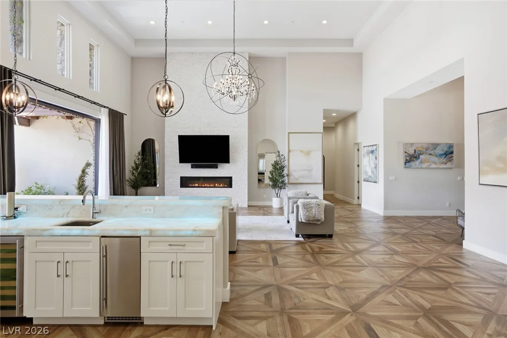 4 Cottonwood Canyon, Las Vegas, NV 89141