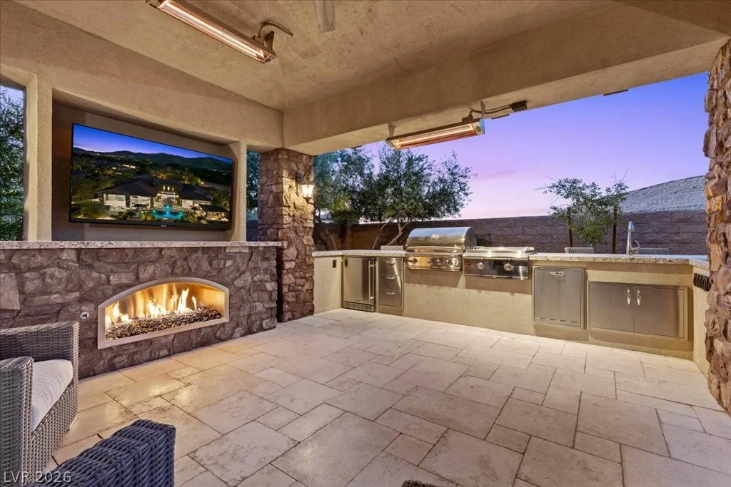 4 Cottonwood Canyon, Las Vegas, NV 89141