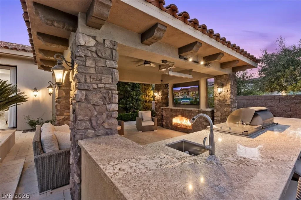 4 Cottonwood Canyon, Las Vegas, NV 89141