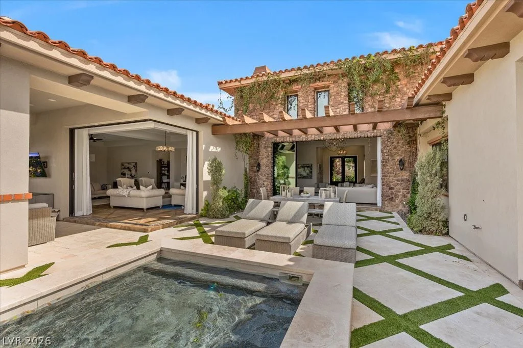4 Cottonwood Canyon, Las Vegas, NV 89141