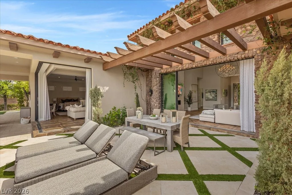 4 Cottonwood Canyon, Las Vegas, NV 89141
