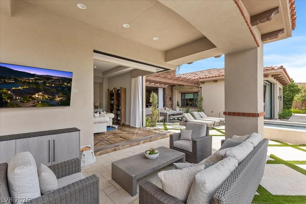 4 Cottonwood Canyon, Las Vegas, NV 89141