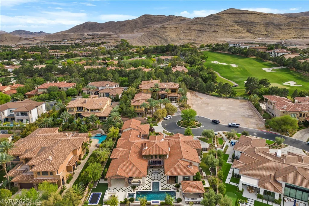 4 Cottonwood Canyon, Las Vegas, NV 89141