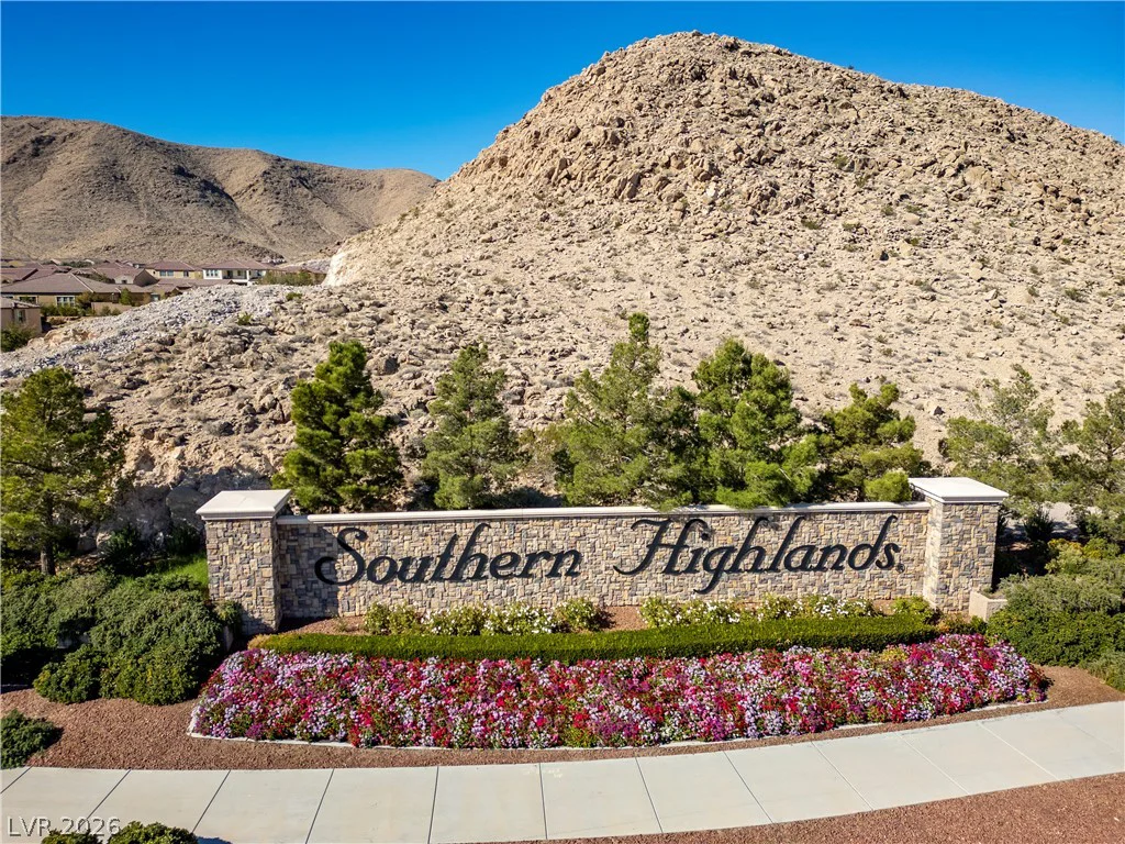 4 Cottonwood Canyon, Las Vegas, NV 89141