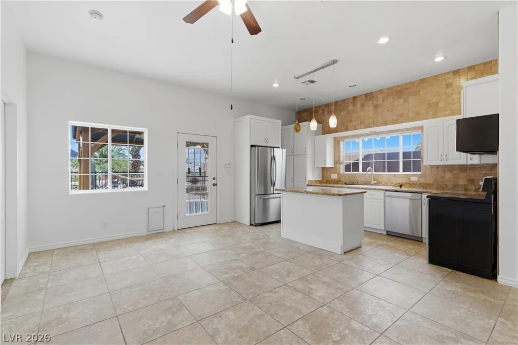 100 Delamar, Henderson, NV 89015