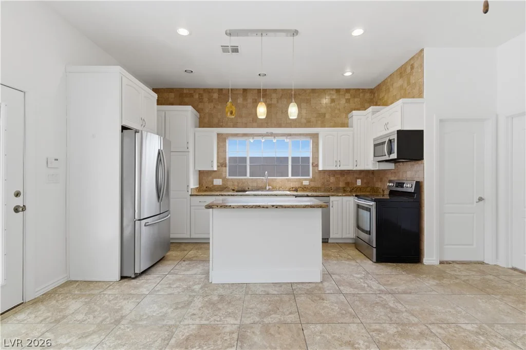 100 Delamar, Henderson, NV 89015