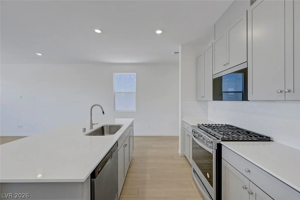 7086 Parkallen, Las Vegas, NV 89113