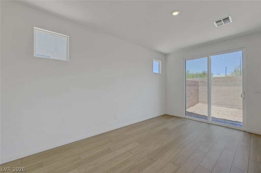 7086 Parkallen, Las Vegas, NV 89113