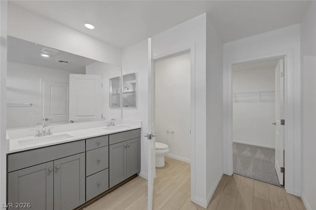 7086 Parkallen, Las Vegas, NV 89113