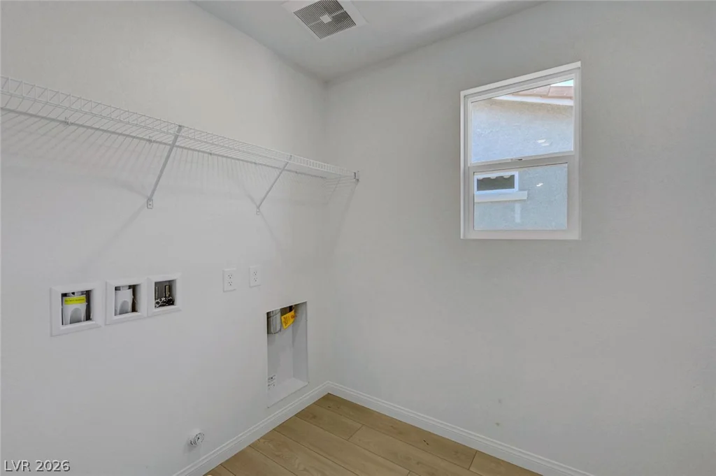 7086 Parkallen, Las Vegas, NV 89113