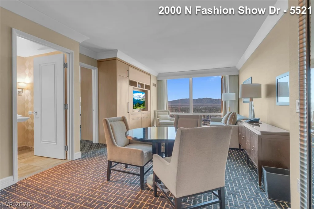 2000 FASHION SHOW, Las Vegas, NV 89109