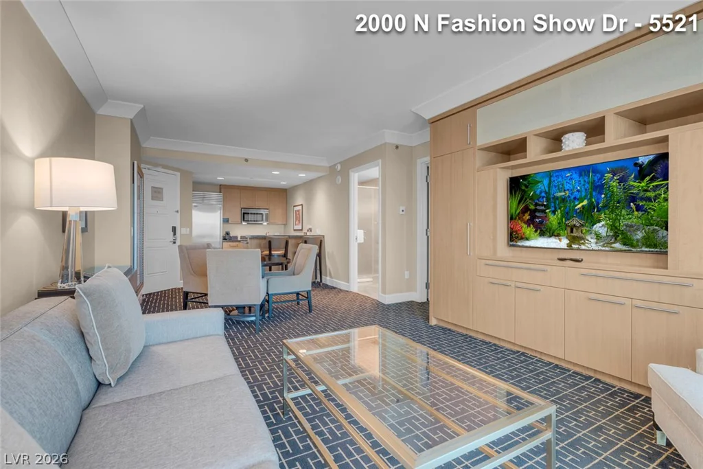 2000 FASHION SHOW, Las Vegas, NV 89109