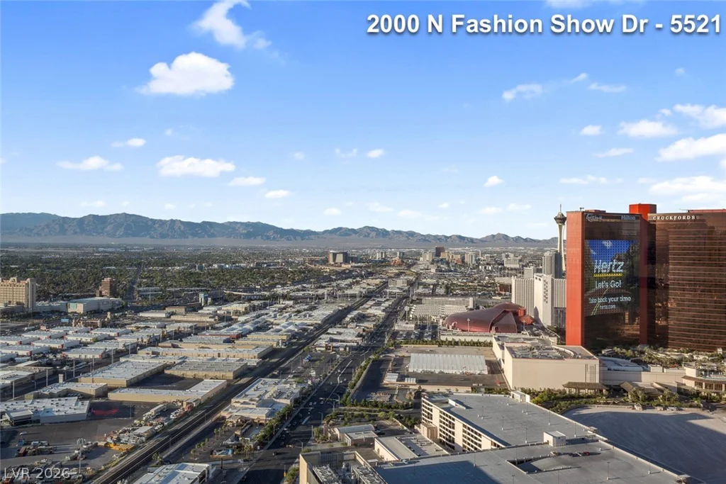 2000 FASHION SHOW, Las Vegas, NV 89109
