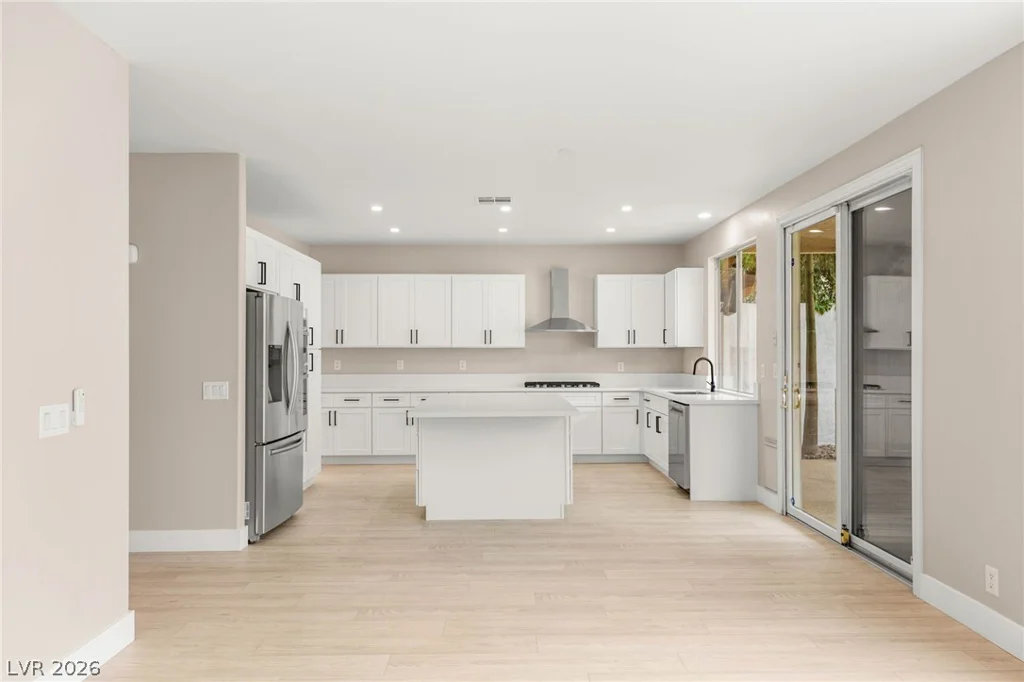 1870 Desert Forest, Henderson, NV 89012