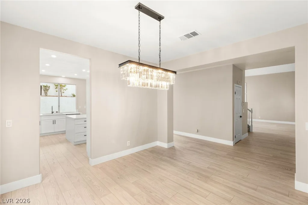 1870 Desert Forest, Henderson, NV 89012