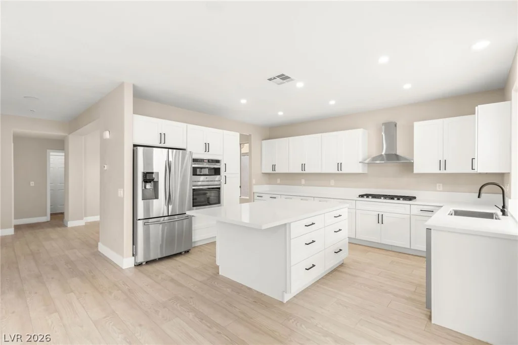 1870 Desert Forest, Henderson, NV 89012