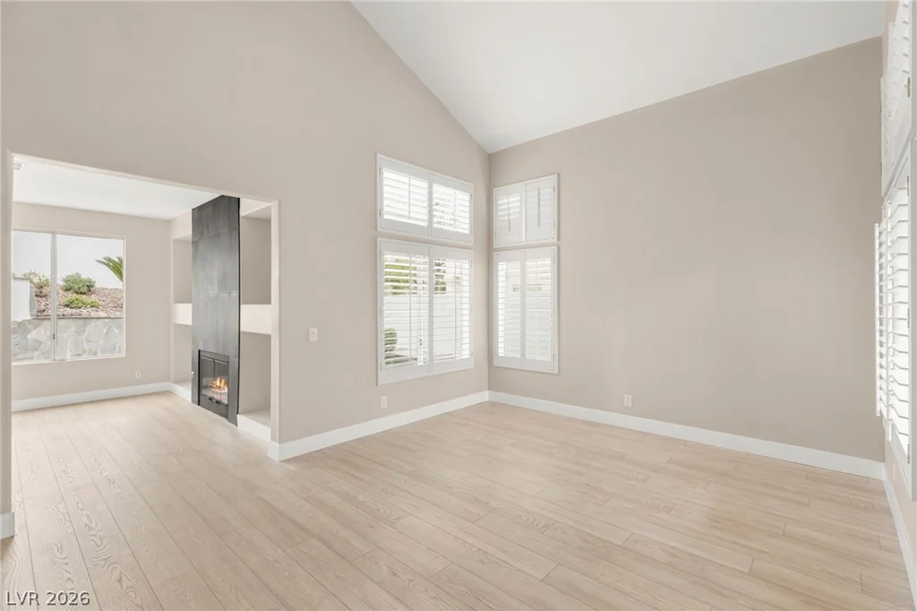 1870 Desert Forest, Henderson, NV 89012