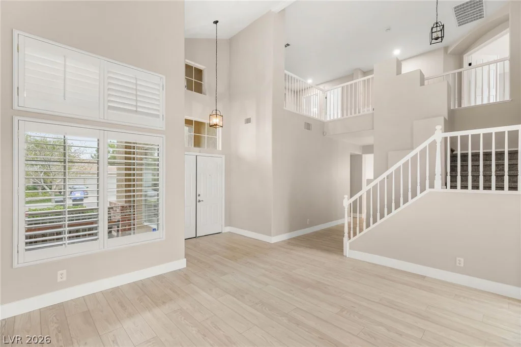 1870 Desert Forest, Henderson, NV 89012