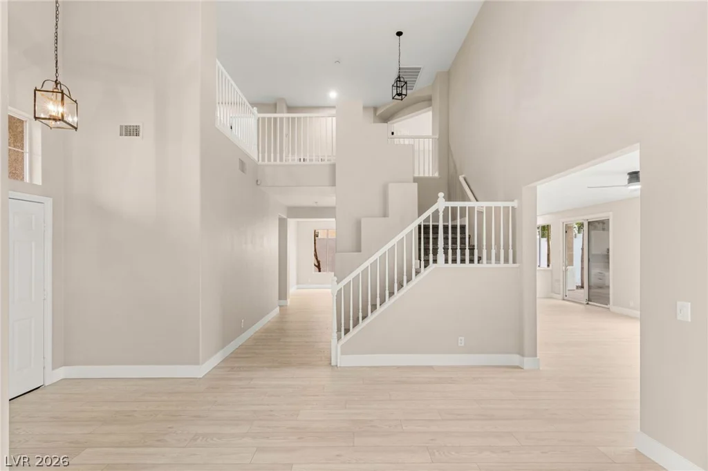 1870 Desert Forest, Henderson, NV 89012
