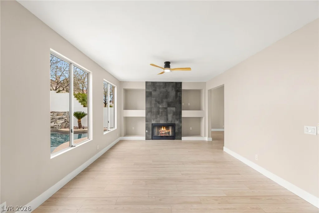 1870 Desert Forest, Henderson, NV 89012