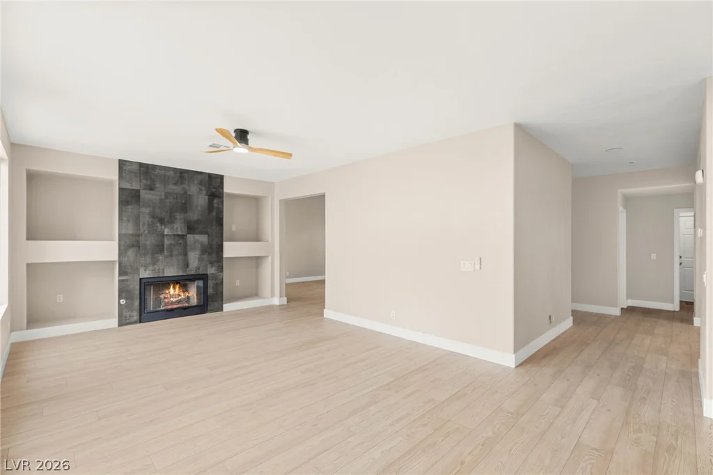 1870 Desert Forest, Henderson, NV 89012