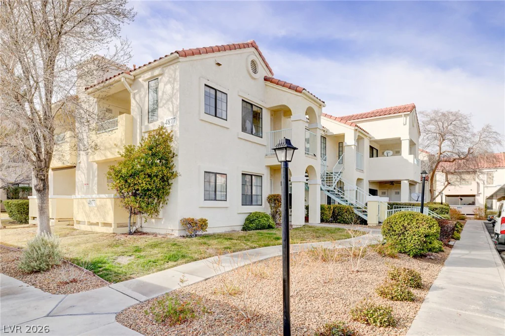 4877 Torrey Pines, Las Vegas, NV 89103
