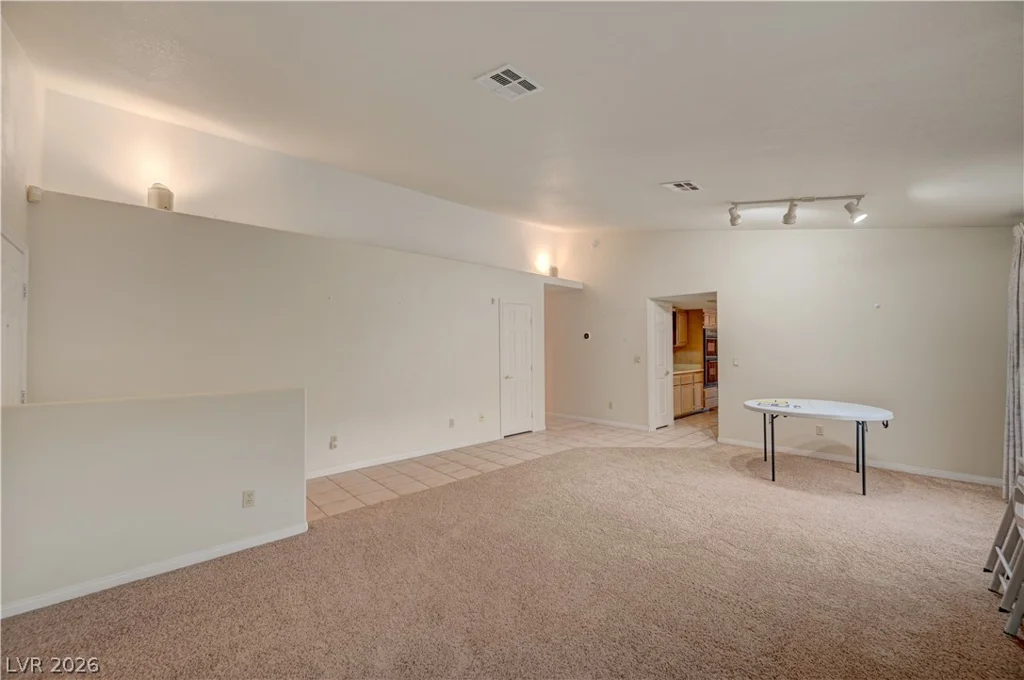 809 Upland, Las Vegas, NV 89107